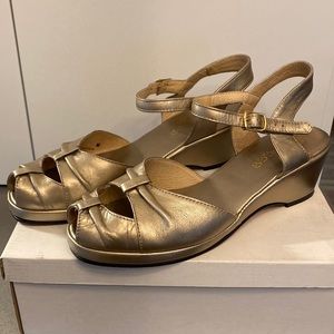 Funky Retro Metallic Sandal